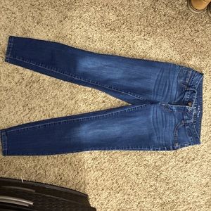 Skinny jeans, size S and shirt (I was a 6 at this time).